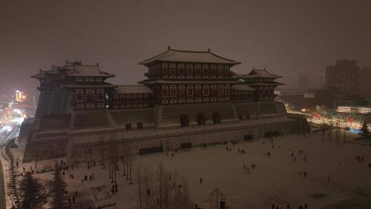 航拍洛阳应天门雪景