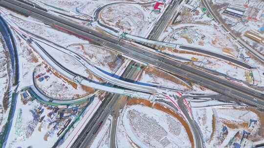 航拍冬季雪后城市立交桥城市风景视频素材