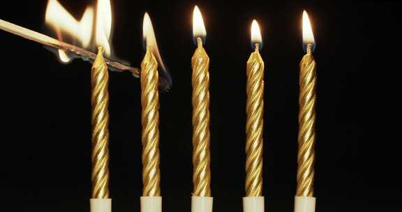 5日，生日，蜡烛，金色