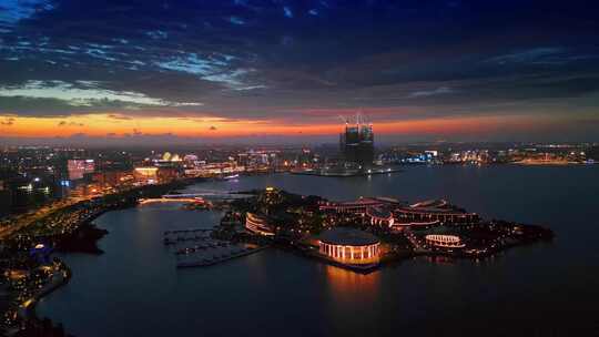 上海市临港新城滴水湖南岛航拍风光