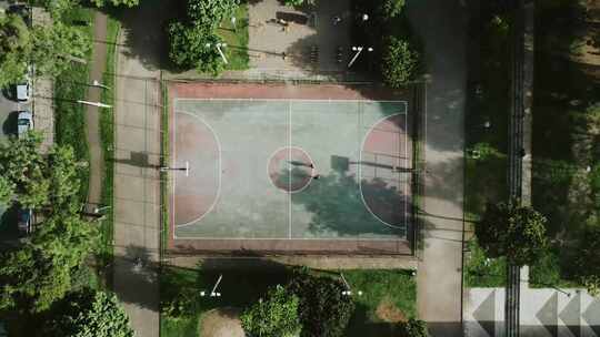 航拍无人的篮球场视频素材模板下载
