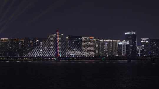 杭州城市天际线与亚运会开幕式灯光秀