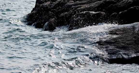 大海海浪 拍打礁石高速升格