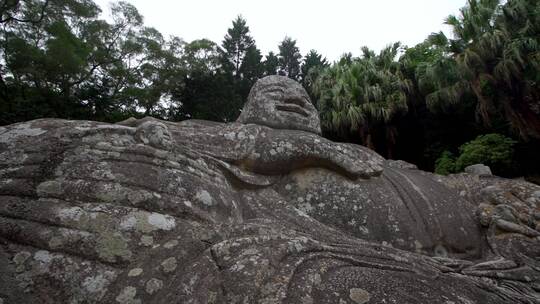 福清弥勒岩风景区弥勒佛