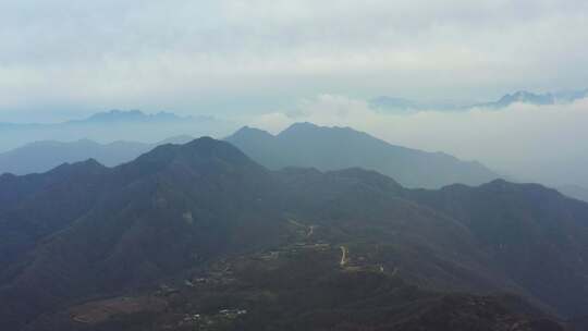 航拍秦岭山脉秋季风景云海