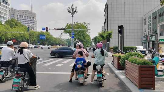 沿途街景主观视角视野