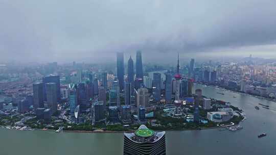 上海台风暴风雨来临前黑云压城航拍