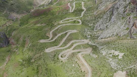 4K航拍孜珠寺的盘山公路