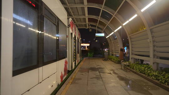 广州有轨电车车站