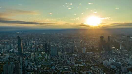 阳光挥洒大地 城市日出航拍延时金色光线