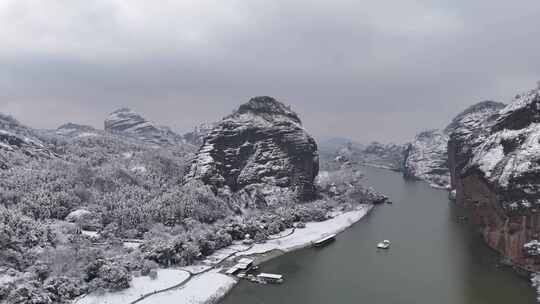 龙虎山桃花州雪景航拍