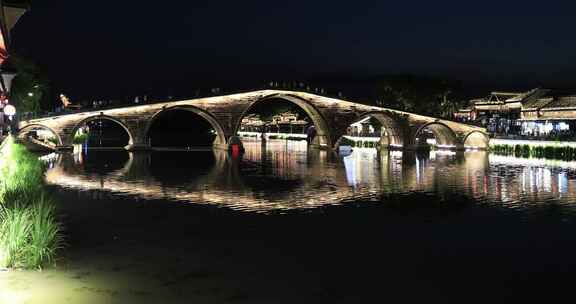 江南水乡唯美夜景 城市灯光倒影  浙江塘栖