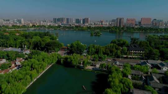 航拍济南大明湖