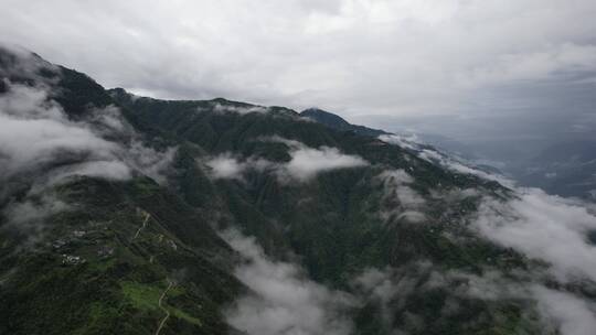 高山峡谷云雾 怒江老姆登乡村