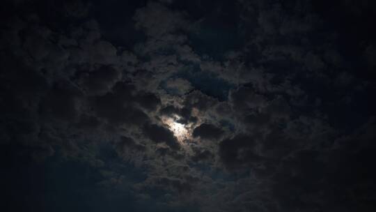 晚上天空延时夜晚月亮云朵