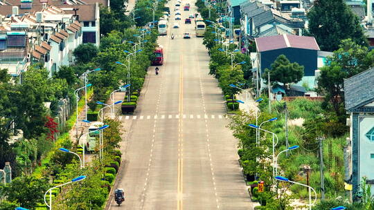 云南大理洱海网红公路航拍长焦风景视频素材模板下载