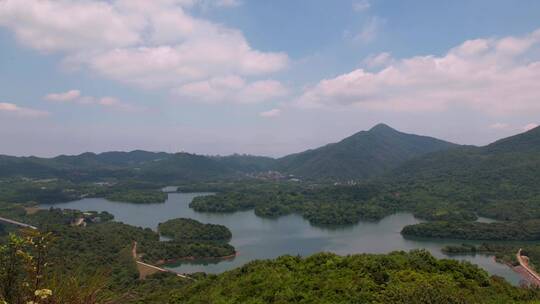 深圳山水风光晴天白云三洲田水库