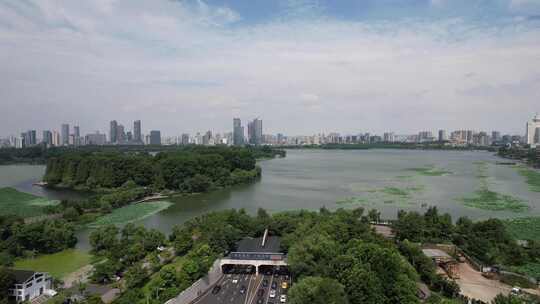 江苏南京城市高架桥拥堵交通玄武湖航拍