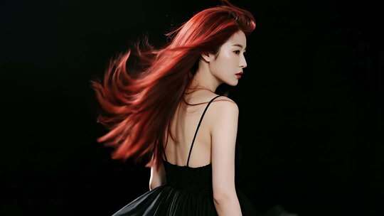 红发女孩时尚唯美人物肖像视频