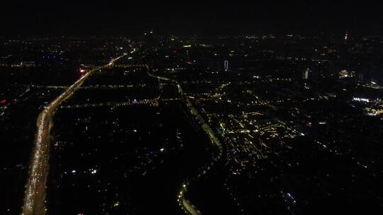 航拍南京拥堵交通夜景