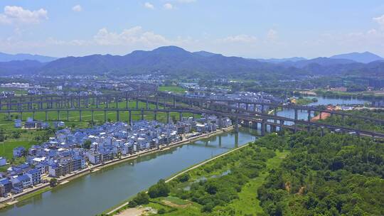 村庄上空的铁路枢纽视频素材模板下载