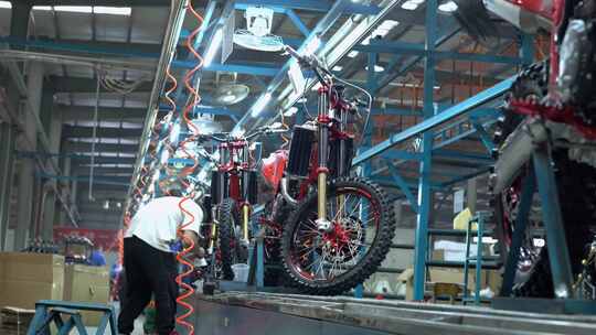 摩托车生产加工制造组装视频素材模板下载