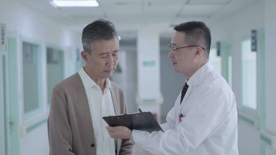 医生与患者交流视频素材模板下载