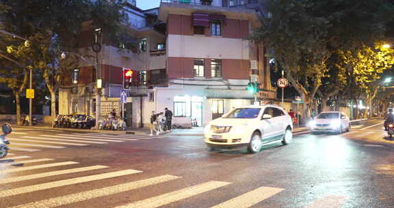 上海马路街景夜景