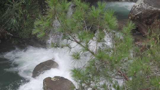 瀑布水流山泉水大自然自然风景自然风光