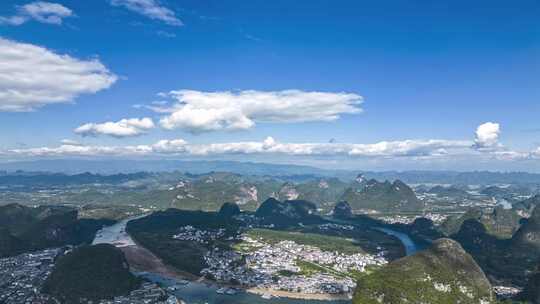 桂林山水喀斯特地貌蓝天白云延时风光