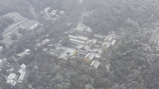 杭州灵隐雪下雪航拍