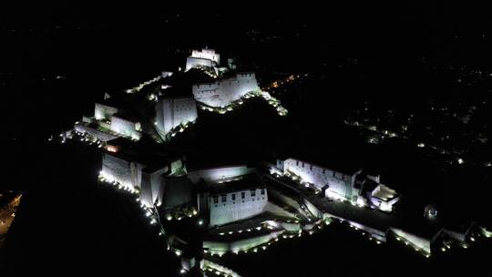 西藏江孜宗山古堡夜景航拍