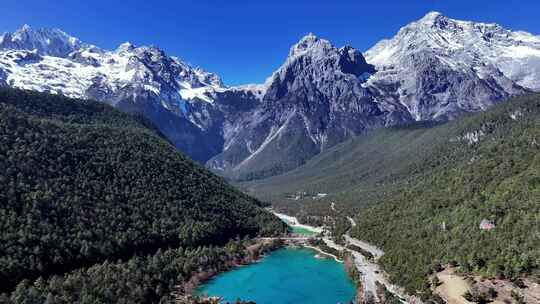 丽江玉龙雪山蓝月谷航拍合集