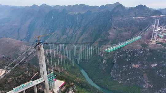 4k花江峡谷大桥建设航拍 (2)