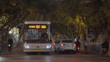 城市公交 夜间公交 公交出行高清在线视频素材下载