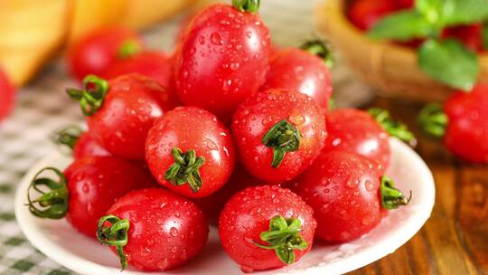 圣女果 小番茄  小西红柿 千禧圣女果