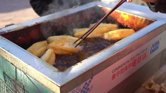 油条 炸油条 面食 油炸 早餐 面