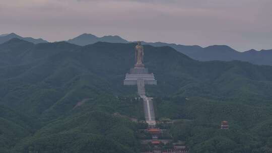 河南尧山中原大佛