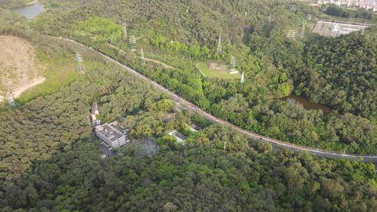 山间公路航拍