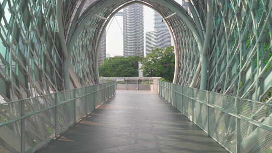 通过Saloma Link大桥观看马来西