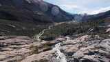 FPV航拍森林峡谷小溪山涧河流瀑布高清在线视频素材下载