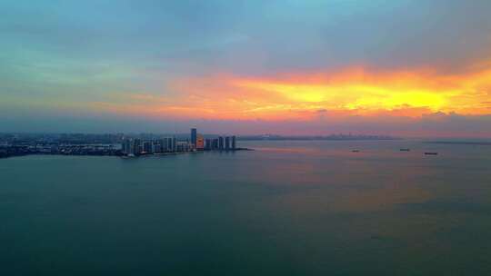 海南省海口市城市海洋日落晚霞风景