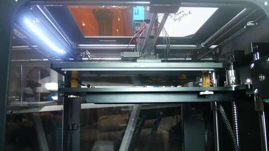 用于大规模生产的3D打印机视频素材模板下载