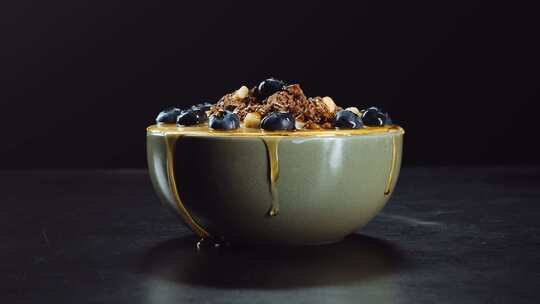 格兰诺拉麦片，碗，蓝莓，蜂蜜