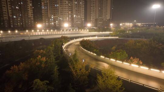 疫情下洛阳城市交通夜景