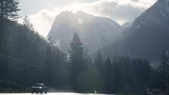 山，冬天，树木，汽车