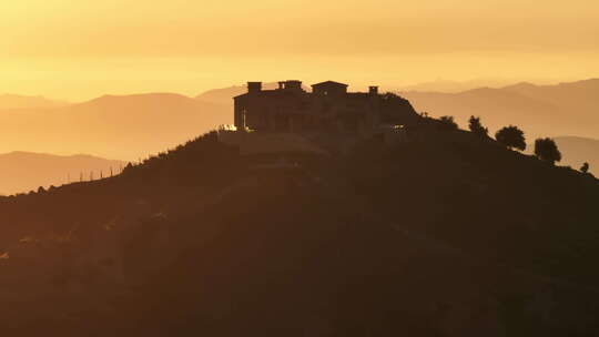 Malibu山Malibu Rocky