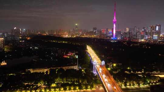 武汉长江大桥车流航拍夜晚夜景交通南岸嘴江