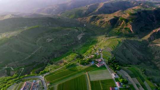 航拍甘肃黄土高原植被地貌高清在线视频素材下载