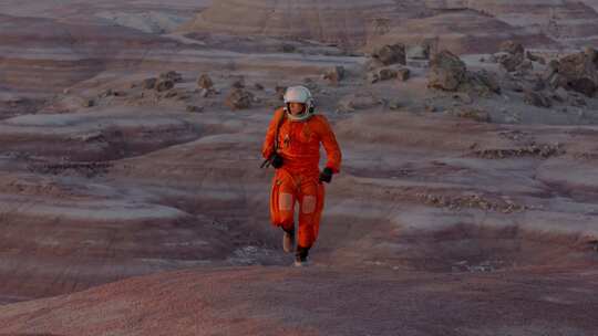 沙漠，宇航员，宇航员头盔，宇航员服